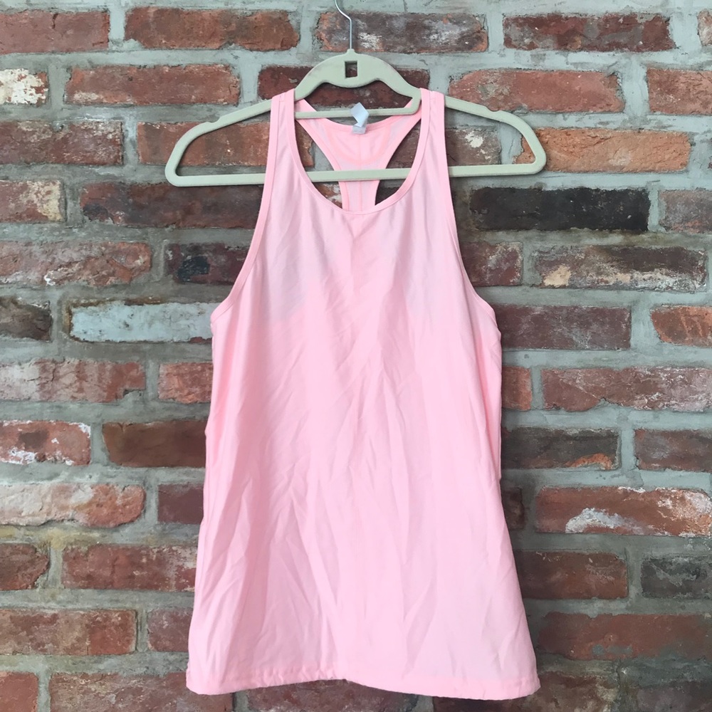 Under Armour women’s workout tank